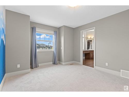 5406 Mcluhan End En Nw, Edmonton, AB - Indoor