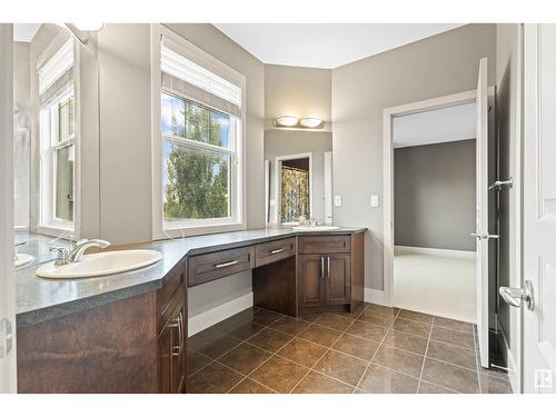 5406 Mcluhan End En Nw, Edmonton, AB - Indoor Photo Showing Bathroom