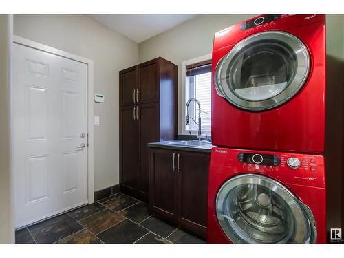 5406 Mcluhan End En Nw, Edmonton, AB - Indoor Photo Showing Laundry Room