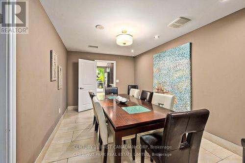 1610 - 330 Ridout Street, London, ON - Indoor Photo Showing Dining Room