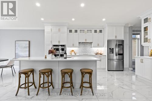 4114 Campbell Street N, London, ON - Indoor Photo Showing Kitchen With Upgraded Kitchen