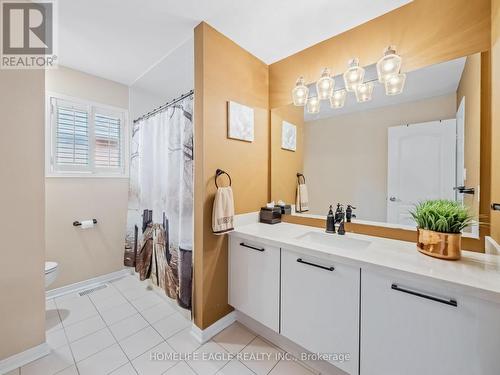 160 Carlyle Crescent, Aurora, ON - Indoor Photo Showing Bathroom