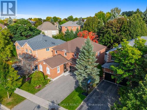 160 Carlyle Crescent, Aurora, ON - Outdoor