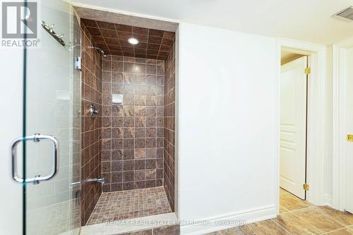 645 Cranleigh Court, Mississauga, ON - Indoor Photo Showing Bathroom