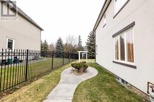 645 Cranleigh Court, Mississauga, ON - Outdoor