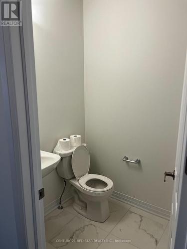 275 Port Crescent, Welland, ON - Indoor Photo Showing Bathroom