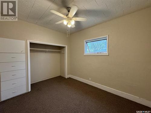 211 4Th Avenue E, Biggar, SK - Indoor Photo Showing Other Room