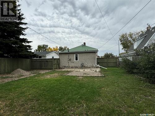 211 4Th Avenue E, Biggar, SK - Outdoor