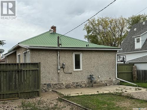 211 4Th Avenue E, Biggar, SK - Outdoor With Exterior