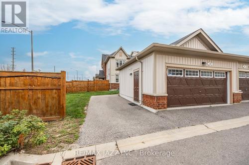 2 Mcbride Avenue, Clarington (Bowmanville), ON - Outdoor