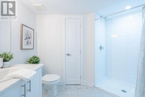 945 Bamford Terrace, Peterborough (Northcrest), ON - Indoor Photo Showing Bathroom