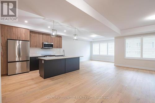 323 Mullighan Gardens, Peterborough (Northcrest), ON - Indoor Photo Showing Kitchen