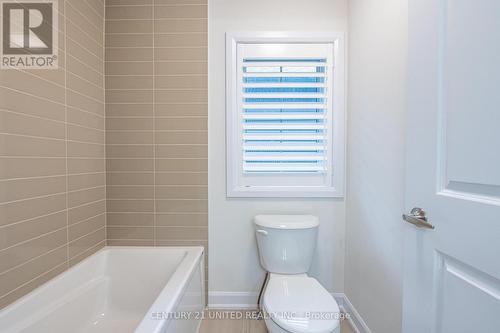 323 Mullighan Gardens, Peterborough (Northcrest), ON - Indoor Photo Showing Bathroom