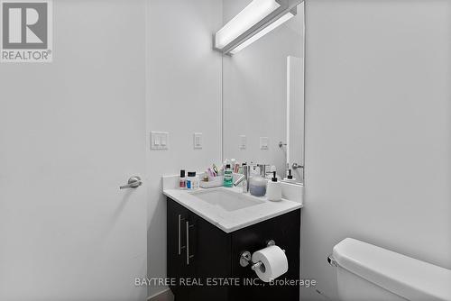 304 - 58 Orchard View Boulevard, Toronto, ON - Indoor Photo Showing Bathroom