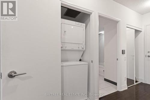 2308 - 25 Carlton Street, Toronto, ON - Indoor Photo Showing Laundry Room