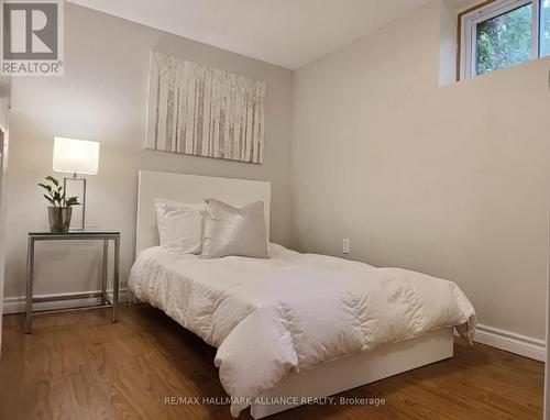 1503 Lakeshore Road E, Oakville, ON - Indoor Photo Showing Bedroom