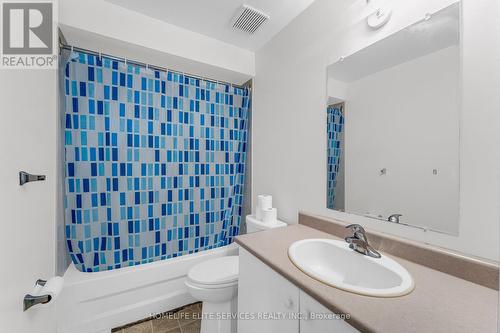 15 Lenthall Avenue, Toronto, ON - Indoor Photo Showing Bathroom