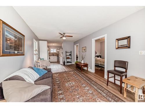 12207 110 Av Nw, Edmonton, AB - Indoor Photo Showing Living Room