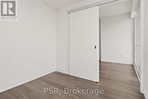 3501 - 3900 Confederation Parkway, Mississauga, ON - Indoor Photo Showing Other Room