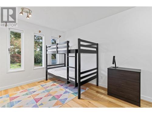 4861 11 Street Ne, Salmon Arm, BC - Indoor Photo Showing Bedroom