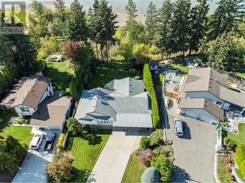 4861 11 Street Ne, Salmon Arm, BC - Outdoor