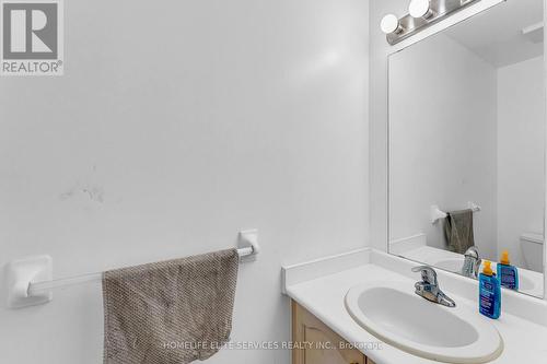 11 Lenthall Avenue, Toronto, ON - Indoor Photo Showing Bathroom