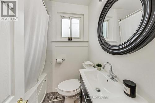 37 Avis Crescent, Toronto, ON - Indoor Photo Showing Bathroom