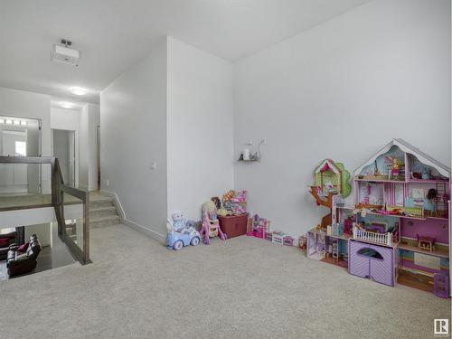 272 Fraser Wy Nw, Edmonton, AB - Indoor Photo Showing Other Room