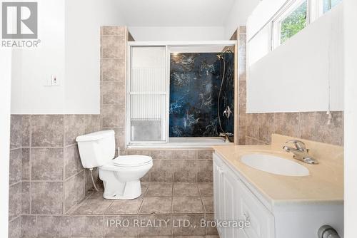 196 Nelson Street, Oakville, ON - Indoor Photo Showing Bathroom