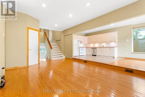 196 Nelson Street, Oakville, ON - Indoor