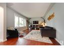 10930 66 Av Nw, Edmonton, AB  - Indoor Photo Showing Living Room 