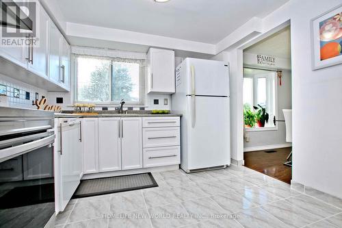 67 Pilkey Crescent, Toronto, ON - Indoor Photo Showing Kitchen