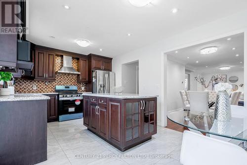 161 Sophia Road, Markham, ON - Indoor Photo Showing Kitchen With Upgraded Kitchen