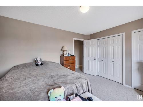 #28 6304 Sandin Wy Nw Nw, Edmonton, AB - Indoor Photo Showing Bedroom