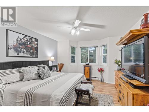 1534 Lawrence Avenue Unit# 202, Kelowna, BC - Indoor Photo Showing Bedroom