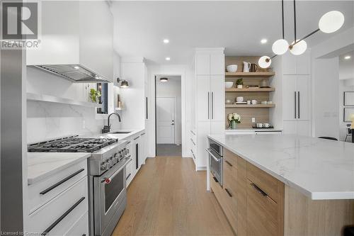 346 Snyders Road East, Baden, ON - Indoor Photo Showing Kitchen With Upgraded Kitchen