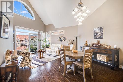 1088 Sunset Drive Unit# 633, Kelowna, BC - Indoor Photo Showing Dining Room