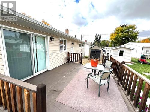 1671 Winnie Street, Swift Current, SK - Outdoor With Deck Patio Veranda With Exterior