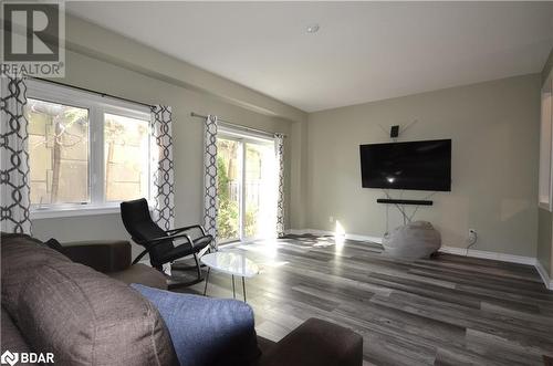 Second Level Family Room - 175 Stanley Street Street Unit# 11, Barrie, ON - Indoor Photo Showing Living Room