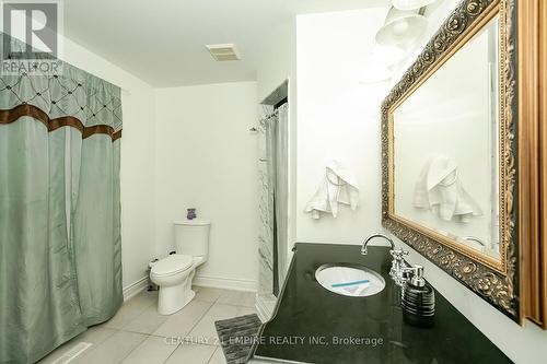 4 Lake Louise Drive, Brampton, ON - Indoor Photo Showing Bathroom