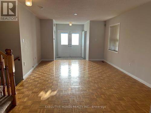 4010 Coachman Circle, Mississauga, ON - Indoor Photo Showing Other Room