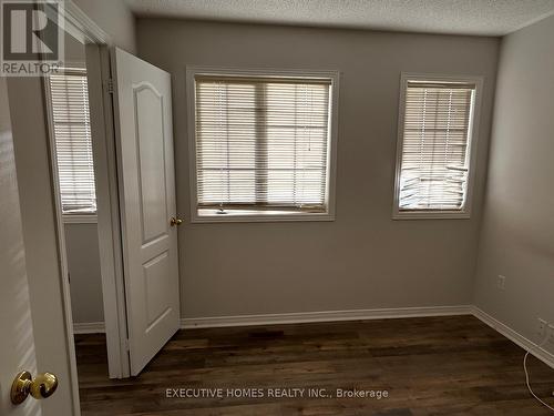 4010 Coachman Circle, Mississauga, ON - Indoor Photo Showing Other Room