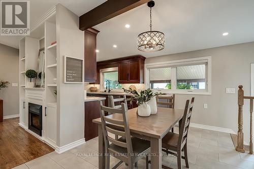 380 Duncombe Drive, Burlington, ON - Indoor Photo Showing Dining Room