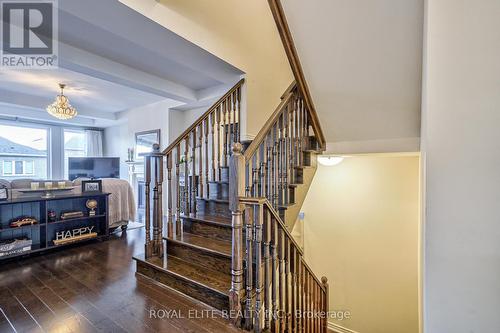 7 Goldeneye Drive, East Gwillimbury, ON - Indoor Photo Showing Other Room