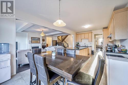 7 Goldeneye Drive, East Gwillimbury, ON - Indoor Photo Showing Dining Room