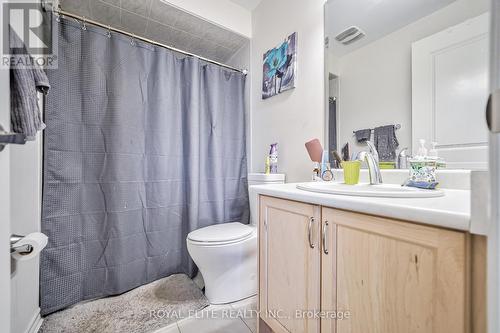 7 Goldeneye Drive, East Gwillimbury, ON - Indoor Photo Showing Bathroom