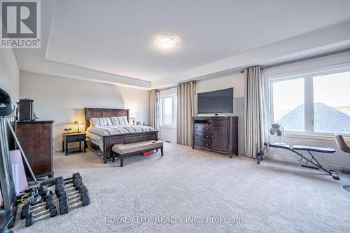 7 Goldeneye Drive, East Gwillimbury, ON - Indoor Photo Showing Bedroom