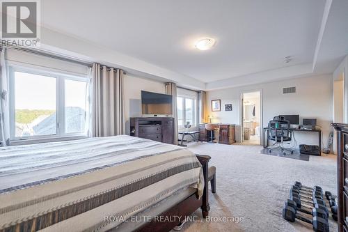 7 Goldeneye Drive, East Gwillimbury, ON - Indoor Photo Showing Bedroom