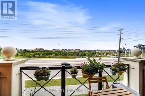 30 - 2500 Post Road, Oakville, ON - Outdoor