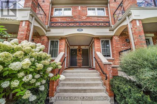 30 - 2500 Post Road, Oakville, ON - Outdoor With Facade